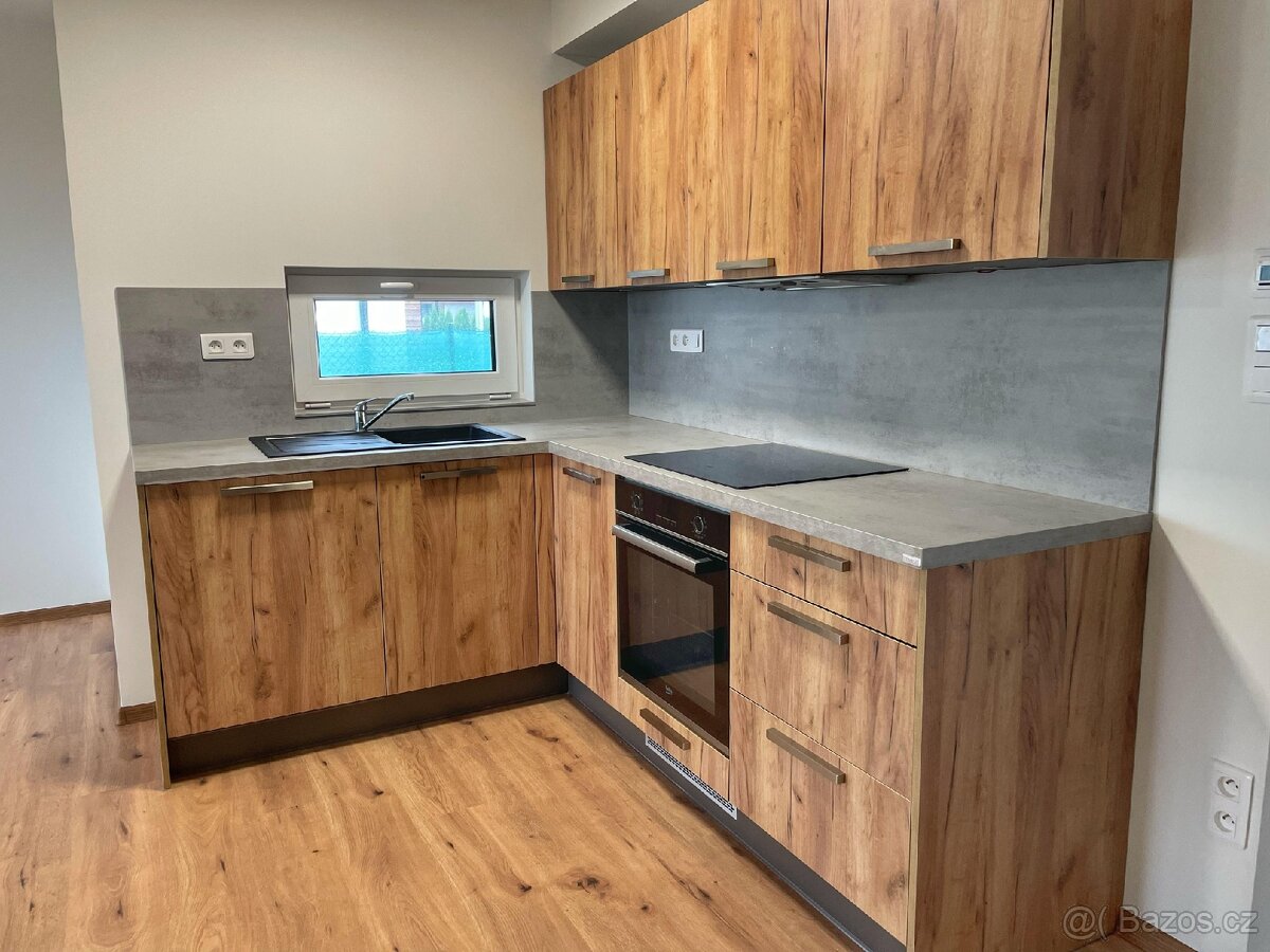 Pronájem bytu Rodov 3+kk se zahradou a parkováním - 15