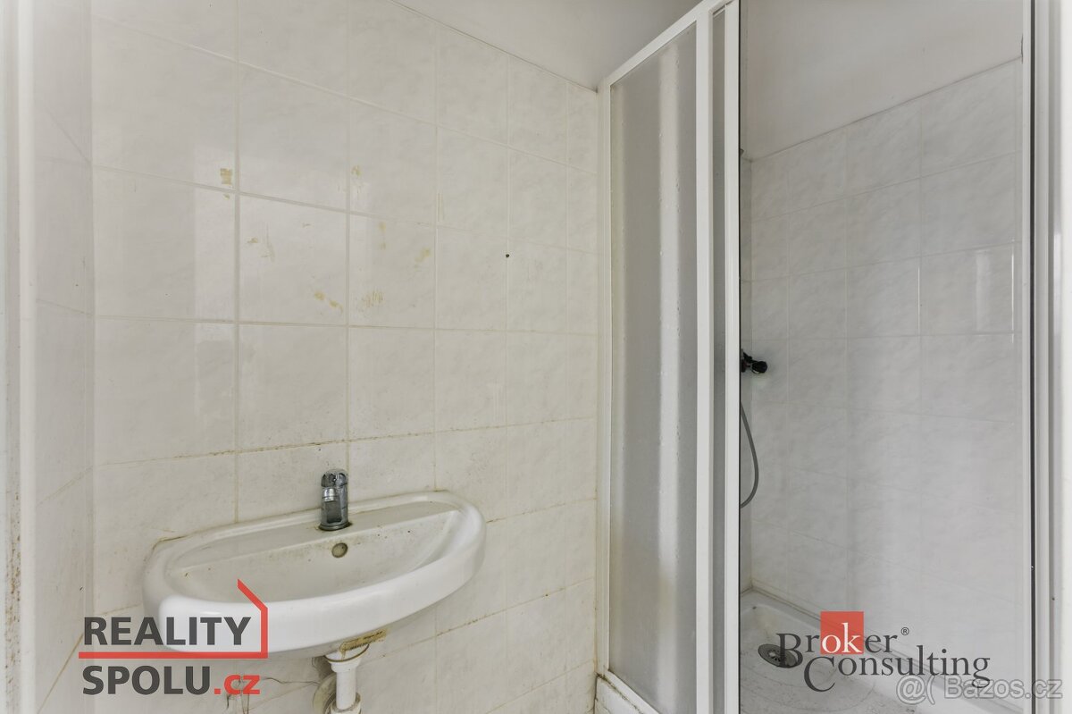 Prodej, komerční/obchodní prostory, 129 m2, Nádražní 2186/52 - 15