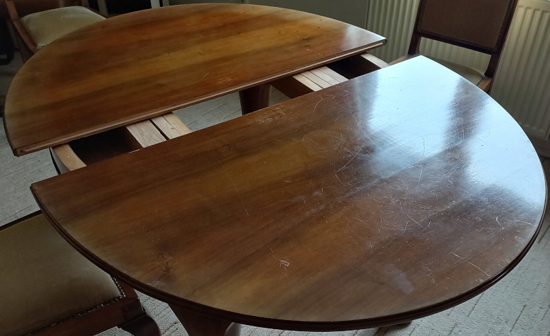 Starožitný nábytek-jídelna (intarzie, mramor,rozkládací stůl - 15