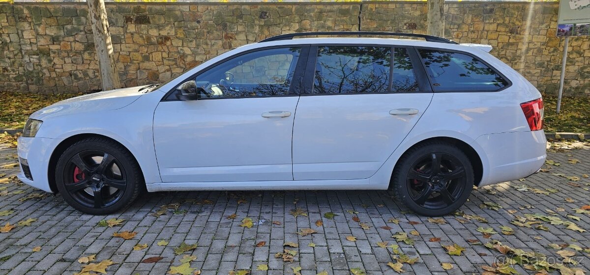 Škoda Octavia 3 RS 135kw Kombi / Bez investic / Super stav - 15