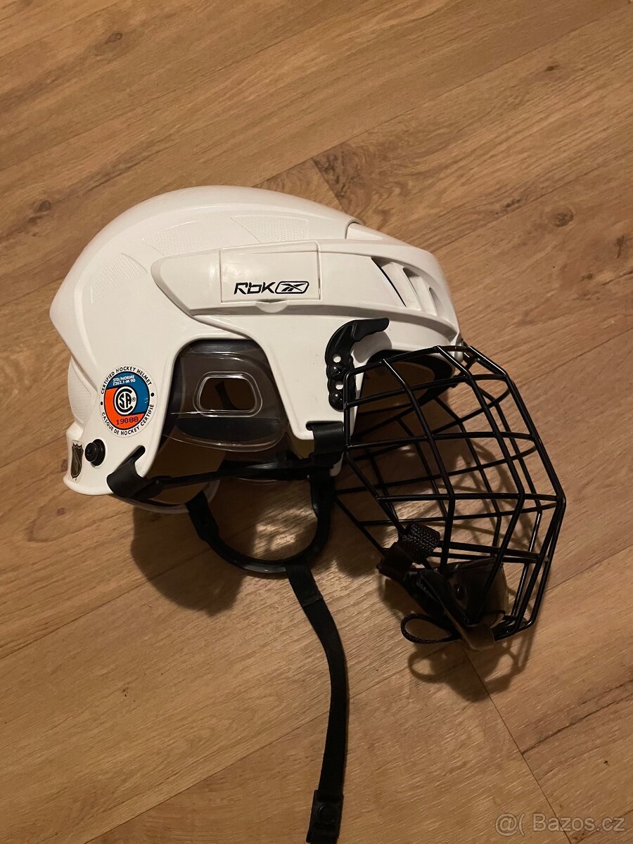Hokejová výstroj - 15