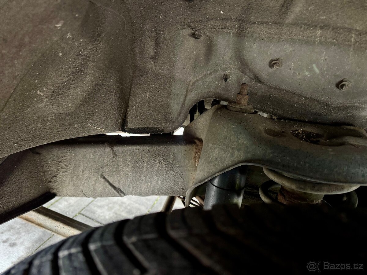 Suzuki Jimny, 1.3i,2.MAJ,VELMI ZACHOVALÉ - 15