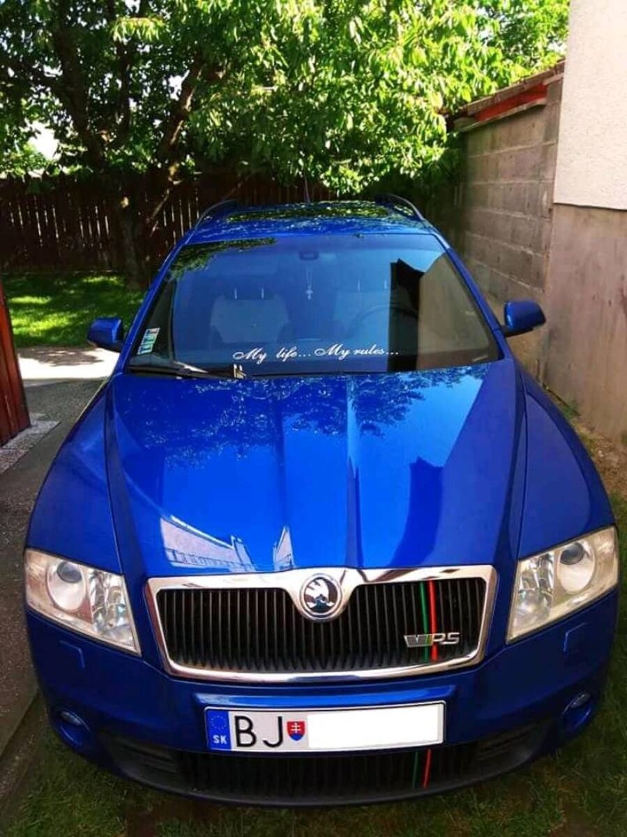 SKODA VRS LOGO RS NAPIS - 15