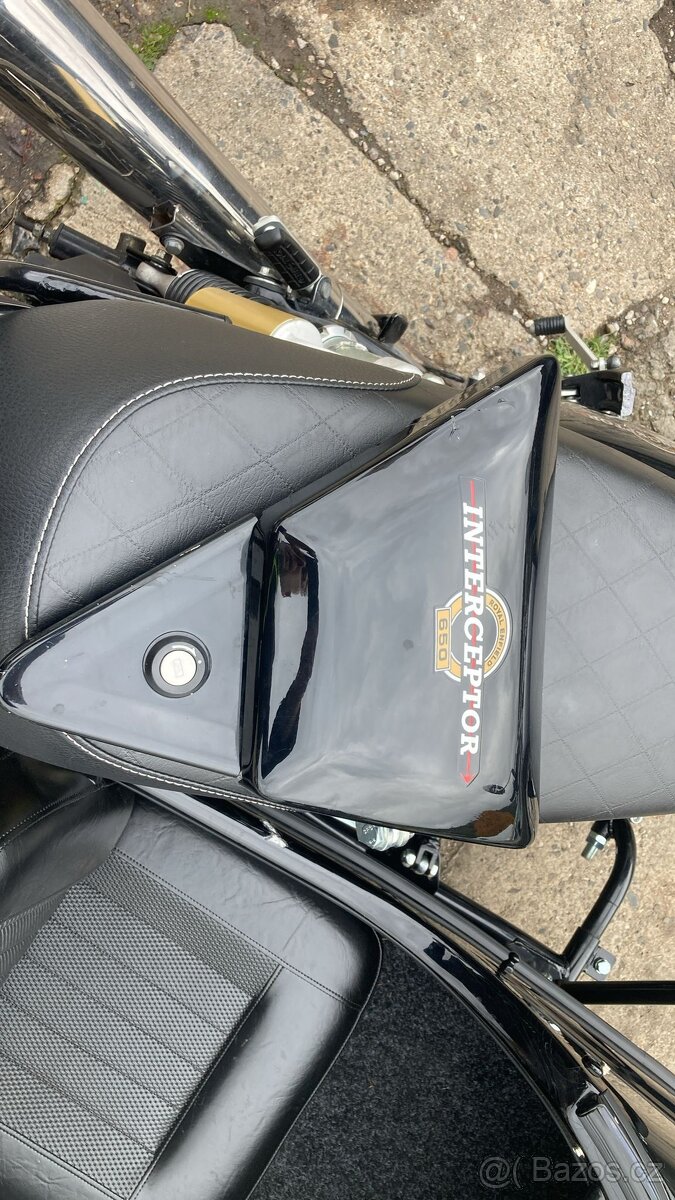 Royal Enfield Interceptor - 15