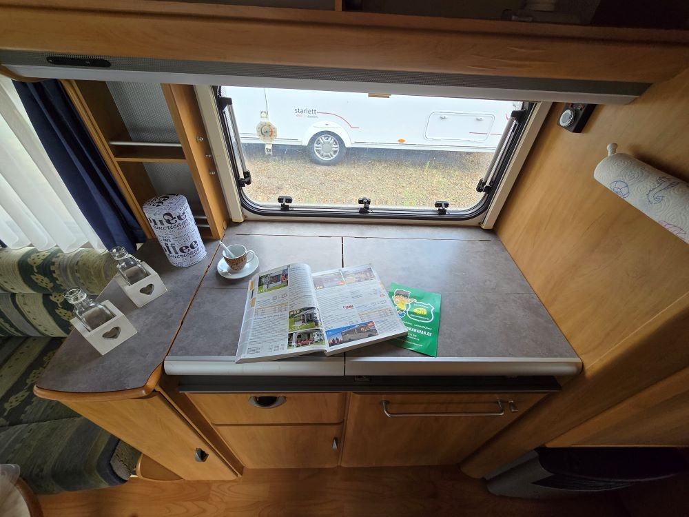 Karavan HYMER NOVA UOPLYST 532 EN, r.v 2000 - 15