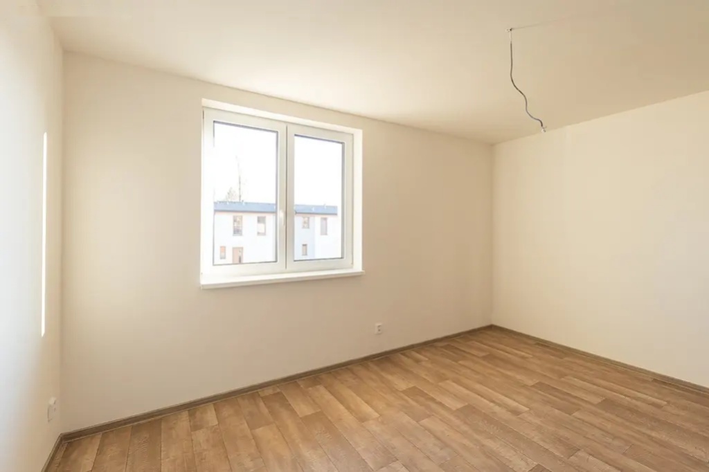 Pronájem dvoupodlažního řadového domu 4kk, 129m2 - 15