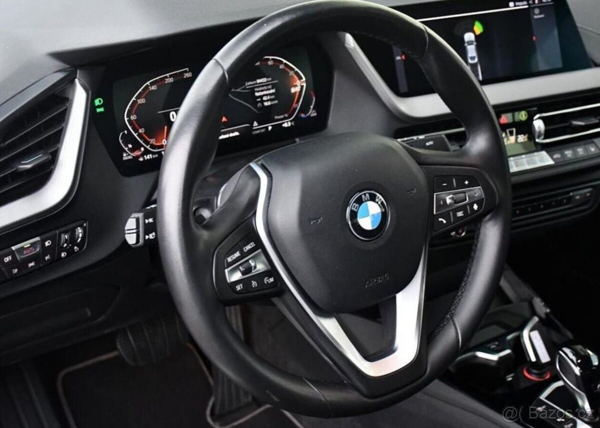 BMW Řada 2 218d 1M NAVI ČR - 15