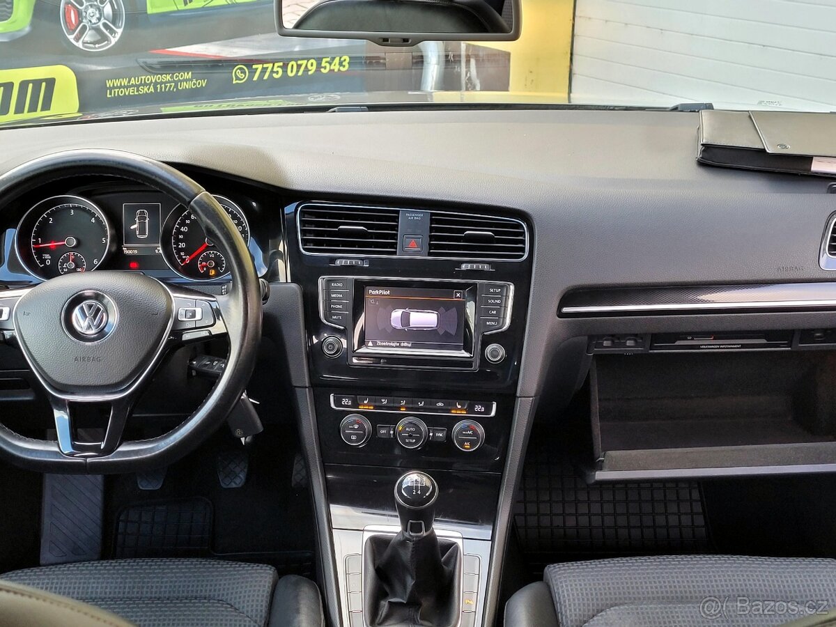 Volkswagen Golf, 1,6 TDi SERV.KNÍŽKA,ROZVODY - 15