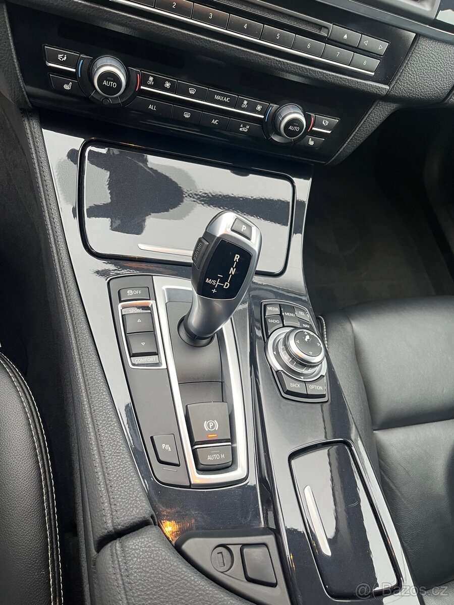 PRODÁM BMW F 11 - 15