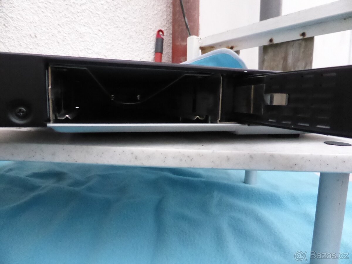 EMTEC Movie Cube D850H DVD/CD přehrávač rekordér - 15