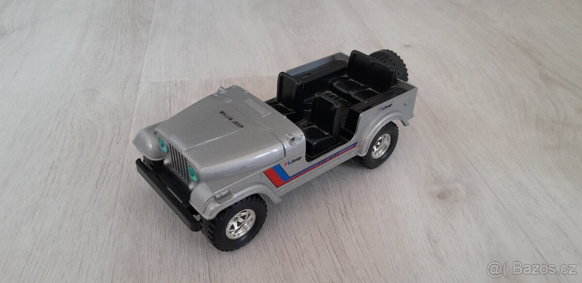 autíčka - modely Bburago 1/24 starší na díly - 15