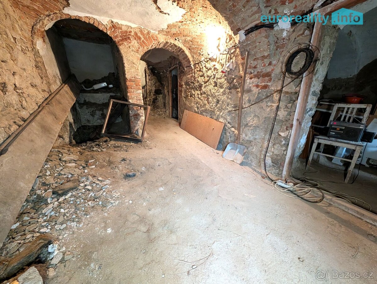 Prodej, rodinný dům, 3+1, 427 m2, Volyně - 15