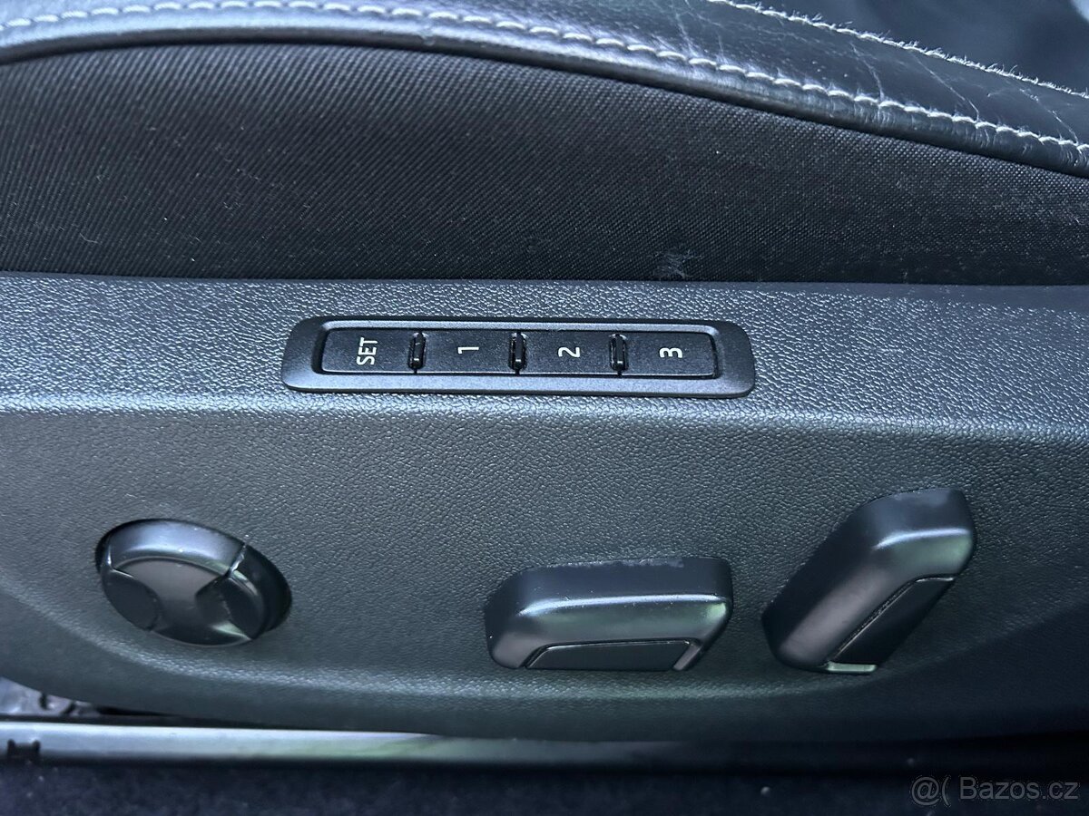 ŠKODA OCTAVIA 1.5 TSI - ČR / 1.Majitel / DPH - 15