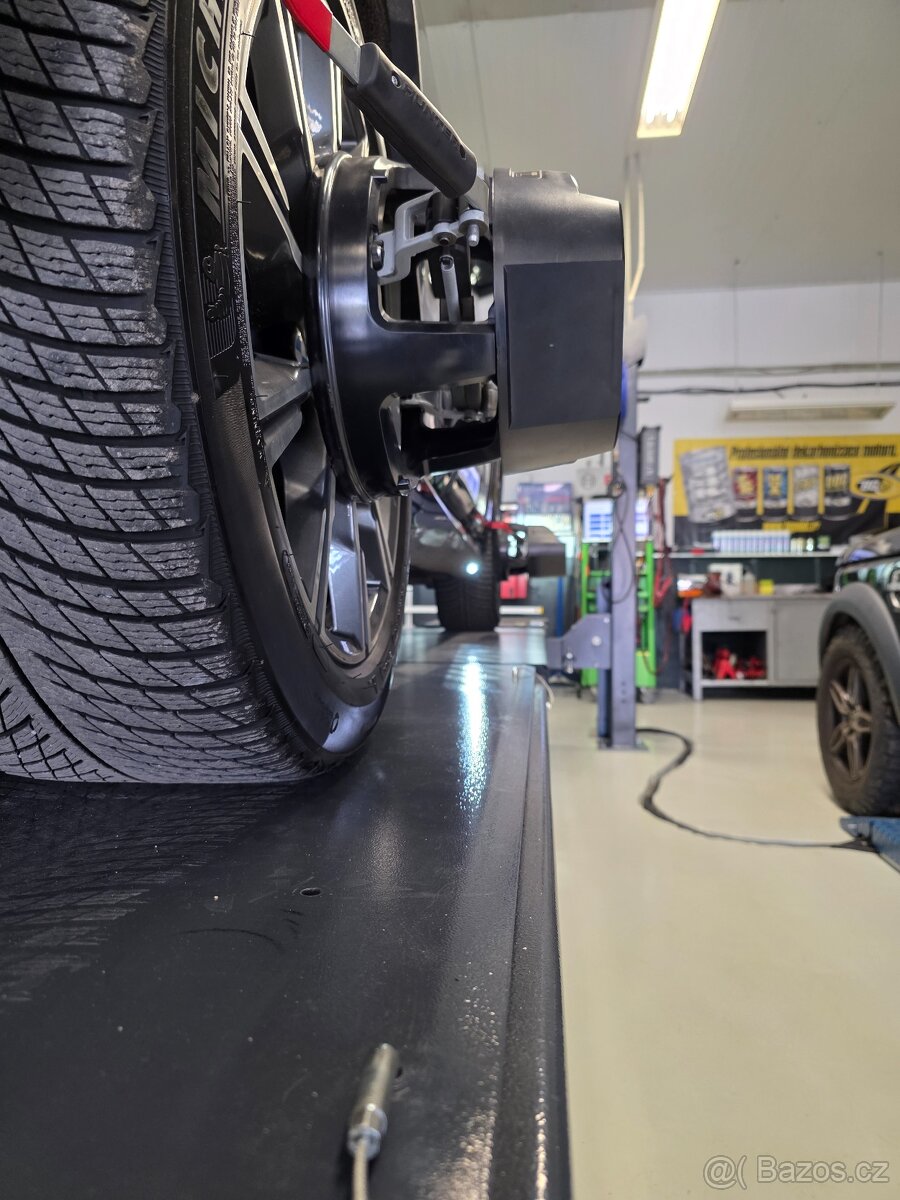 Hunter HawkEye Elite PREMIOVÁ GEOMETRIE KOL - 15