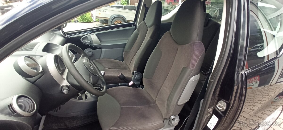 Citroen C1 1.0 50 Kw Benzín - 15