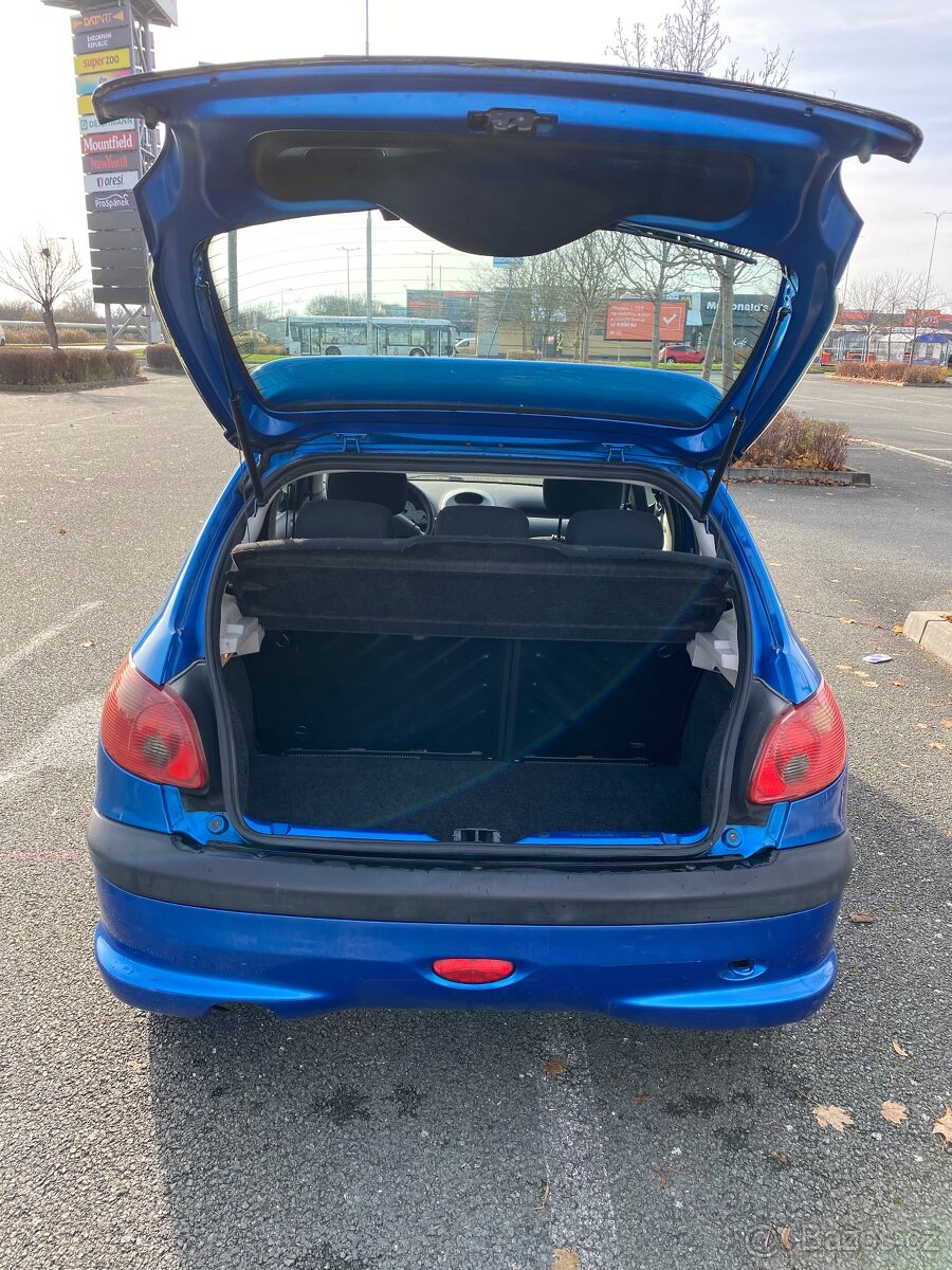 🚗 Pronájem úsporných a spolehlivých aut – pro každou přílež - 15