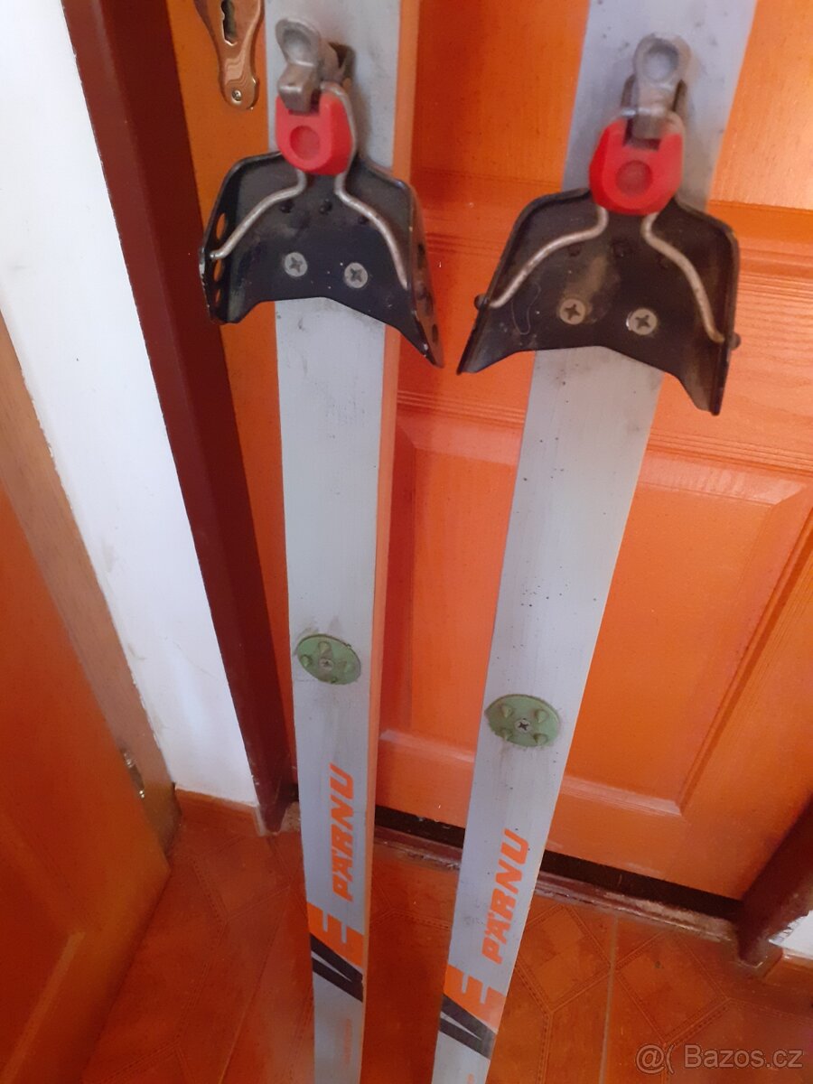 Retro  hokejky ,lyže  Fischer  blizzard, běžky - 15