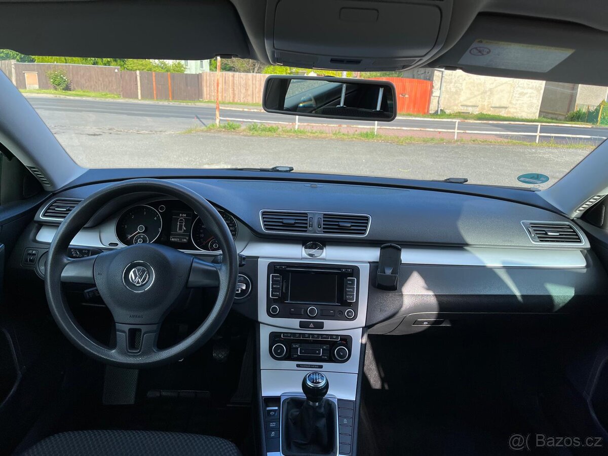 VW PASSAT 1.6 TDi SERVISNí KNIHA - 15