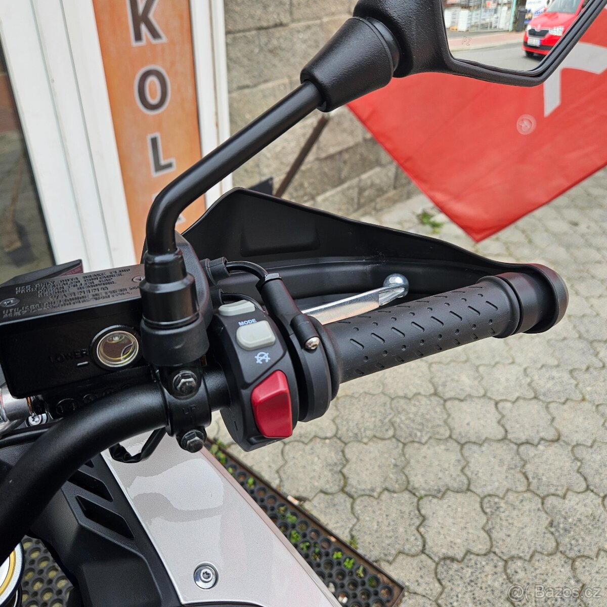 Voge 525 DSX, PŘEDVÁDĚCÍ, DPH, tovární záruka, najeto 870km - 15