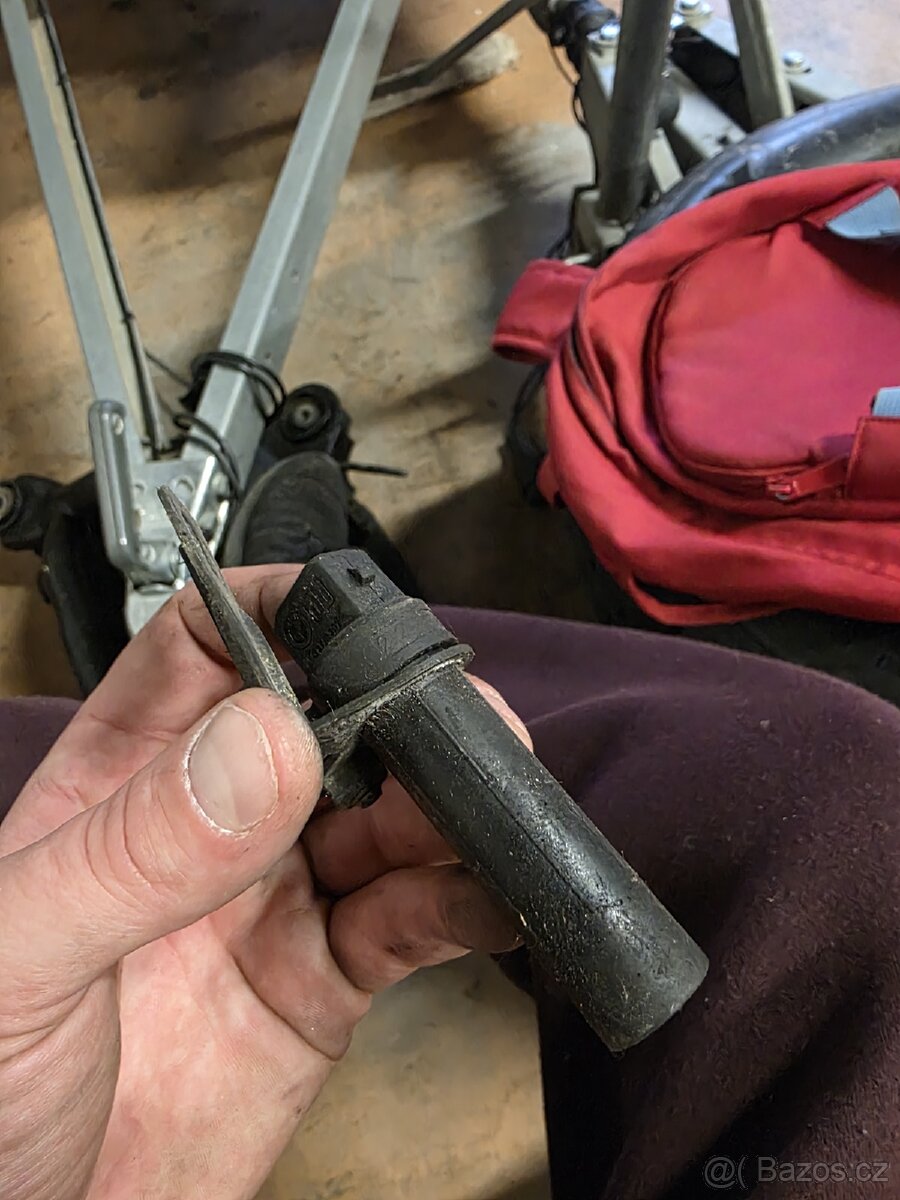 BMW e36 NÁHRADNÍ DÍLY - 15