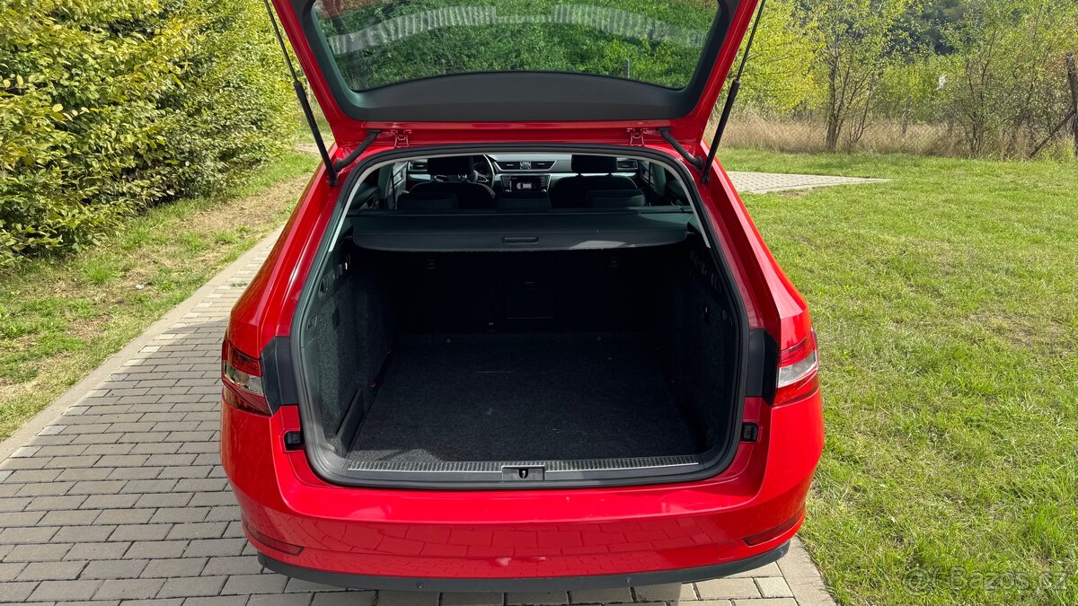 Škoda Superb kombi 3 III 2.0TDI 110kW NAVI XENON 1.MAJ CZ - 15