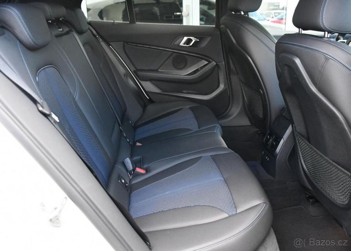 BMW Řada 1 116d ČR TAŽNÉ HUD REZERVACE - 15