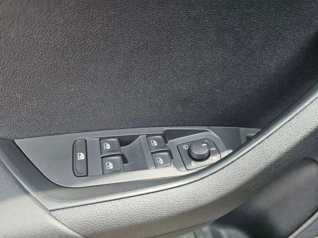 Škoda Karoq, AMBITION 1,0 TSi / 81 kW - 15