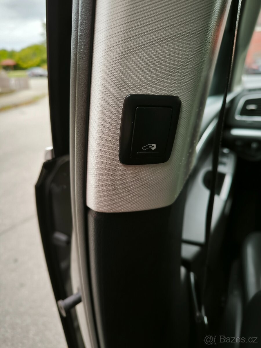 VW SHARAN 2.0 TDI 130kw, r.v. 2014, 1. MAJITEL, VÝBORNÝ STAV - 15