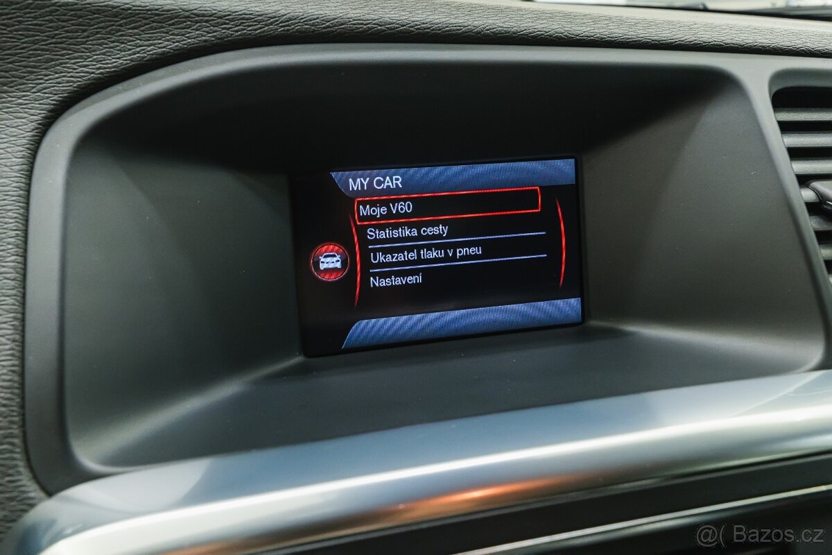 Volvo V60 2014 2.4 D4 AWD/AT 133 kW , tažné zařízení - 15