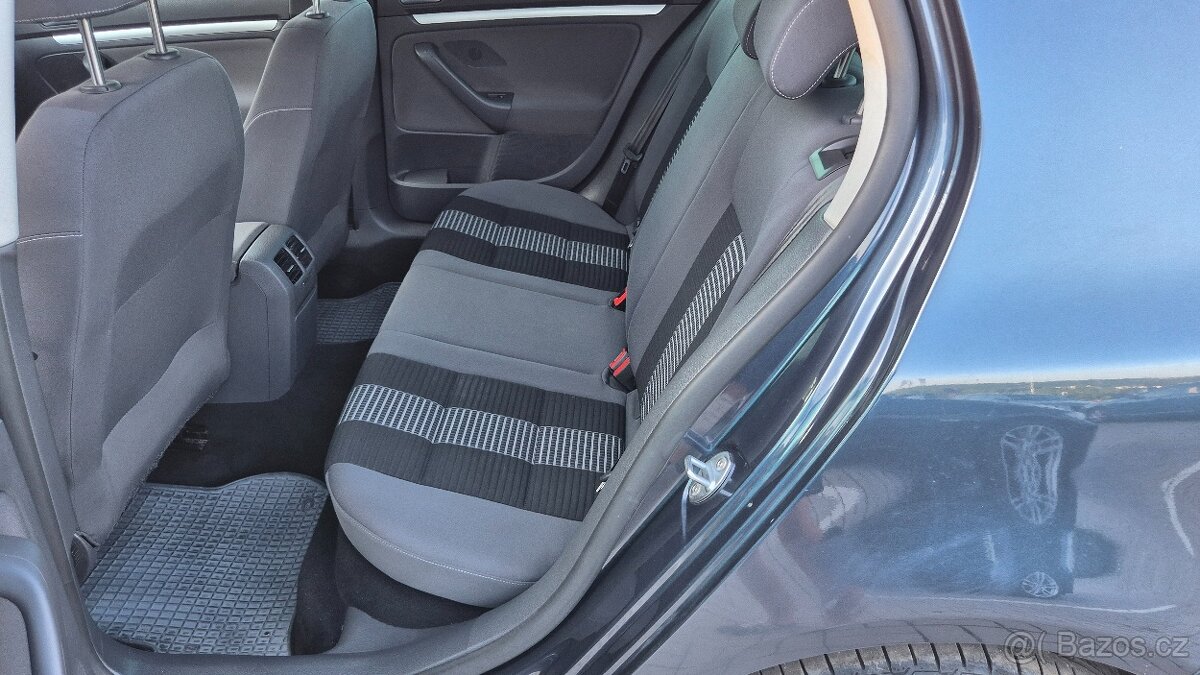 Volkswagen Golf V - 15