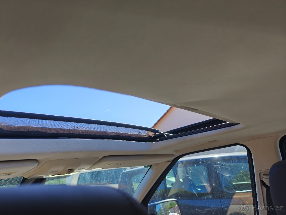 Rover Range zlevňeno - 15