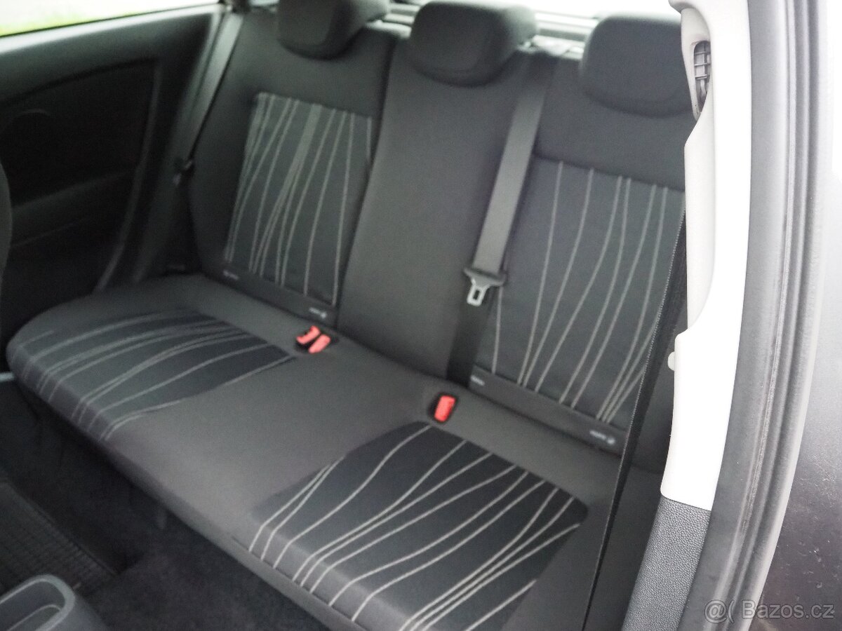 Opel Corsa 1.4 KLIMA, vyhř. sedadla + volant - 15
