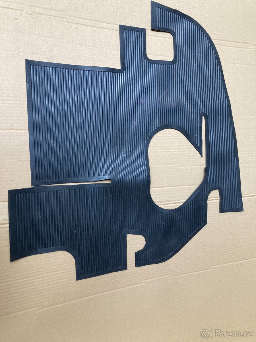 Uaz 452, sanitka, buchanka, valník - 15