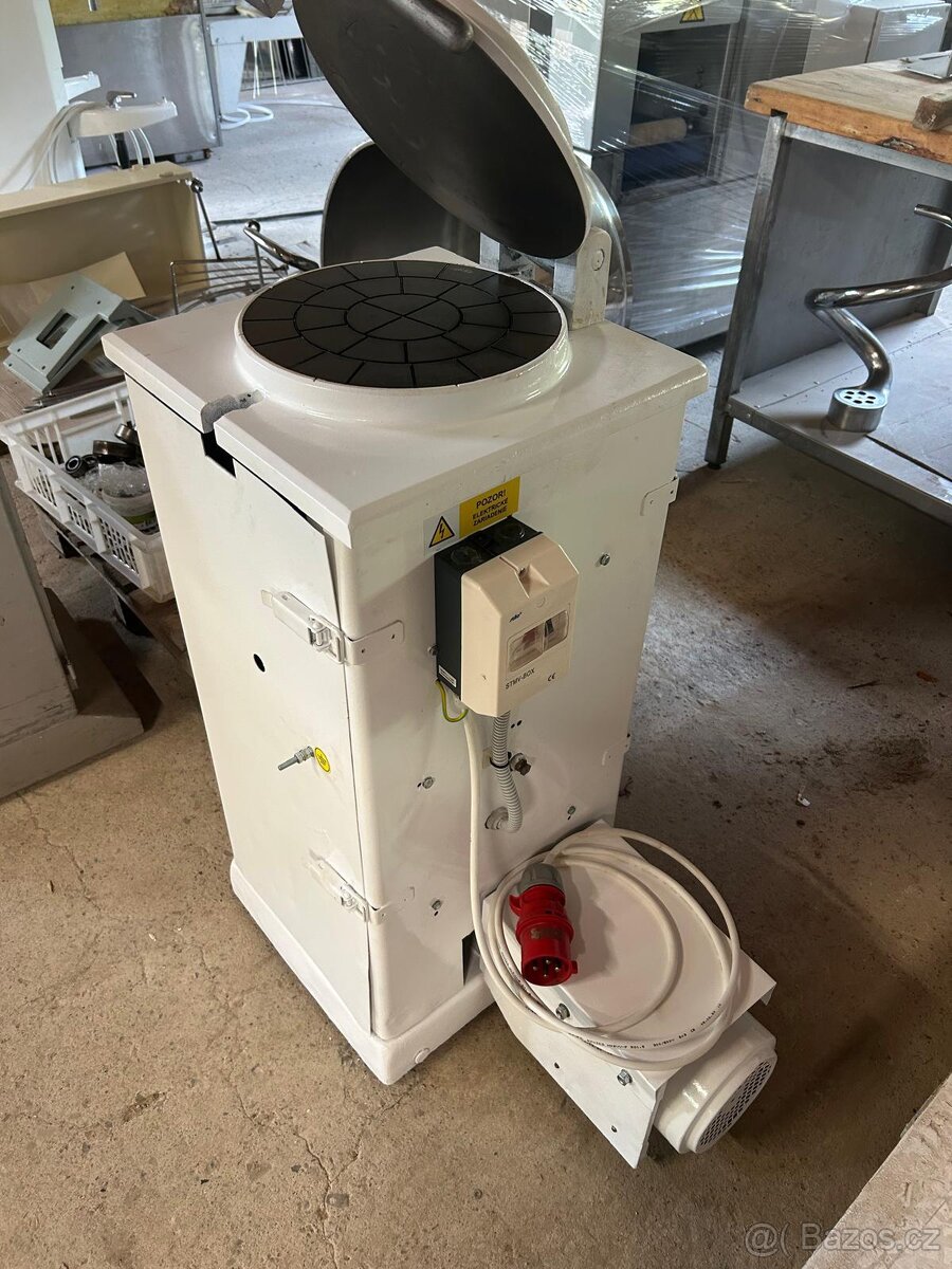 Děličky na dělení těsta - 15