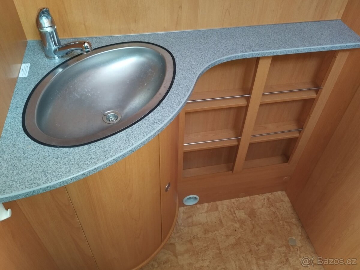 DETHLEFFS pro 4. Rok 2004. Mover+baterie. Markýza. 1300kg - 15