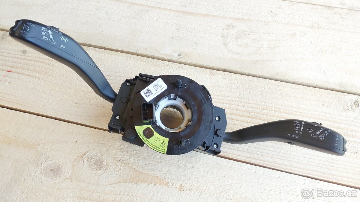 VW Transporter T5 – PÁČKY , OVLADAČE , JEDNOTKY , POJISTKOVN - 15