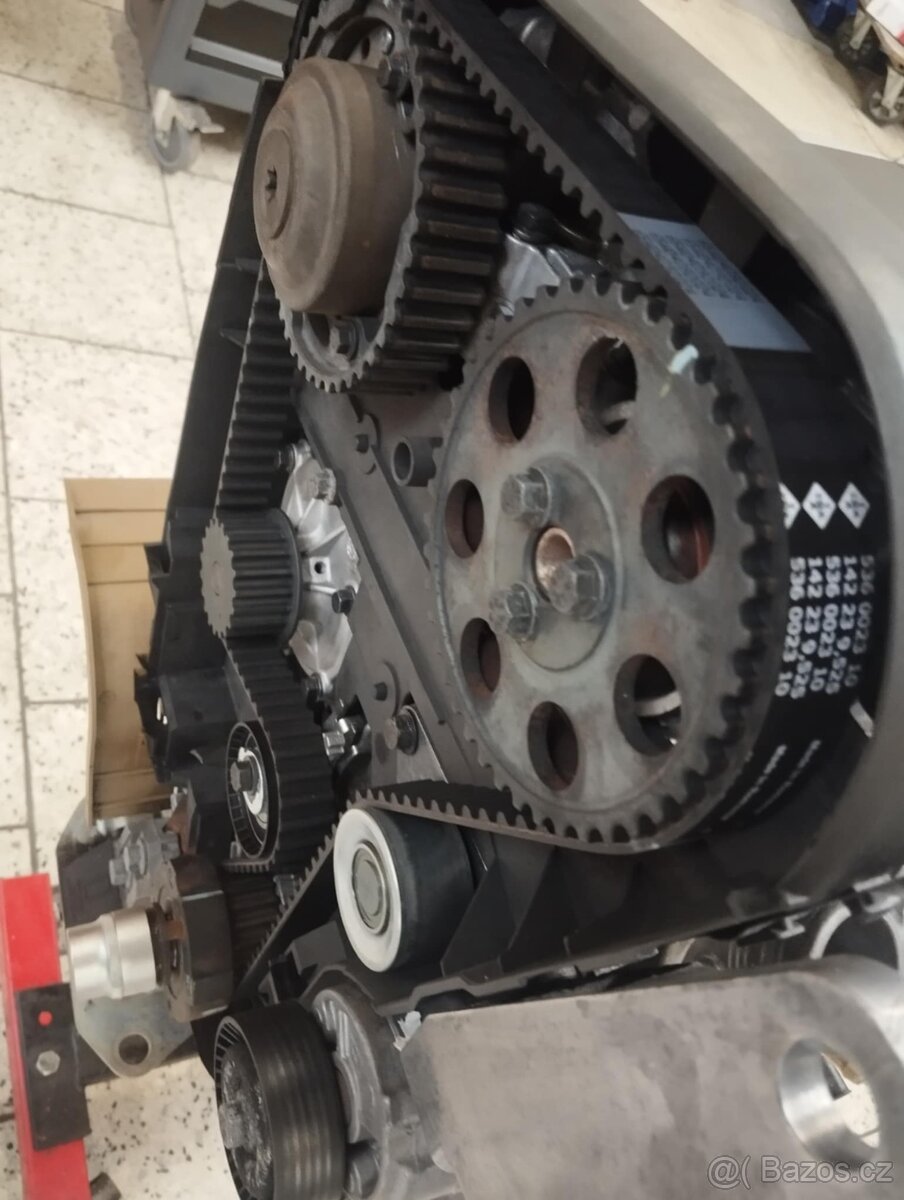 Volvo S60 2.4T 177kw AWD automat LPG - 15