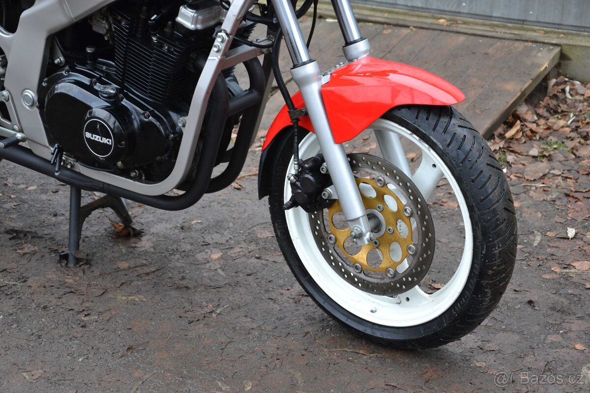 Suzuki GS 500E Slingshot - 15