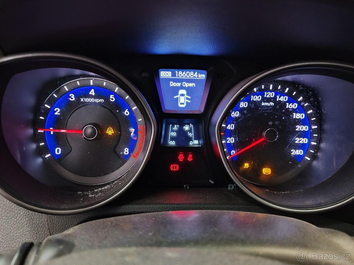 Hyundai i30 1.4i 2012 - chladiče ND - 15