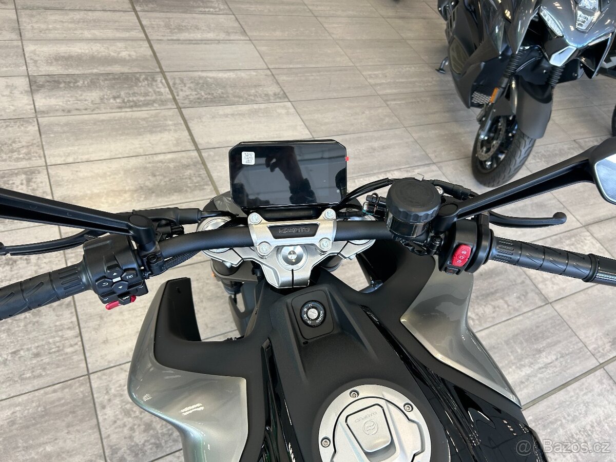 CF Moto NK 450 2025 - 15