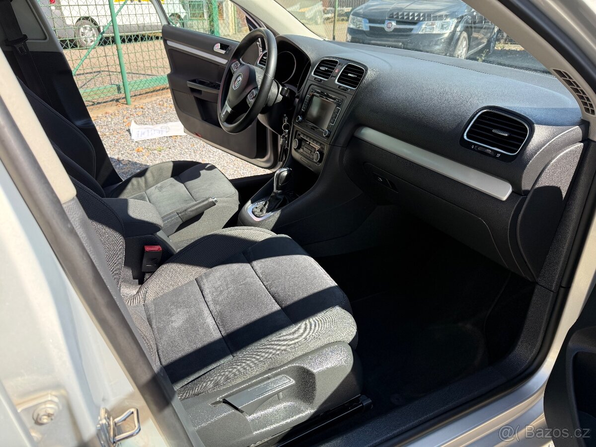 Volkswagen Golf VI 1.6 TDI DSG combi - 15