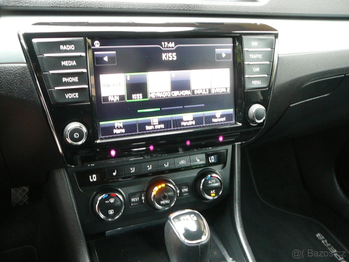 ŠKODA SUPERB 3 COMBI 2.0 TDI 140KW DSG+F1 NAV ACC FRONT LINE - 15