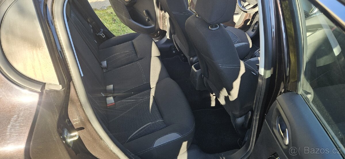 Peugeot 208 1.2 12v 60kw Allure PC KLIMA 6/2013 89900km - 15