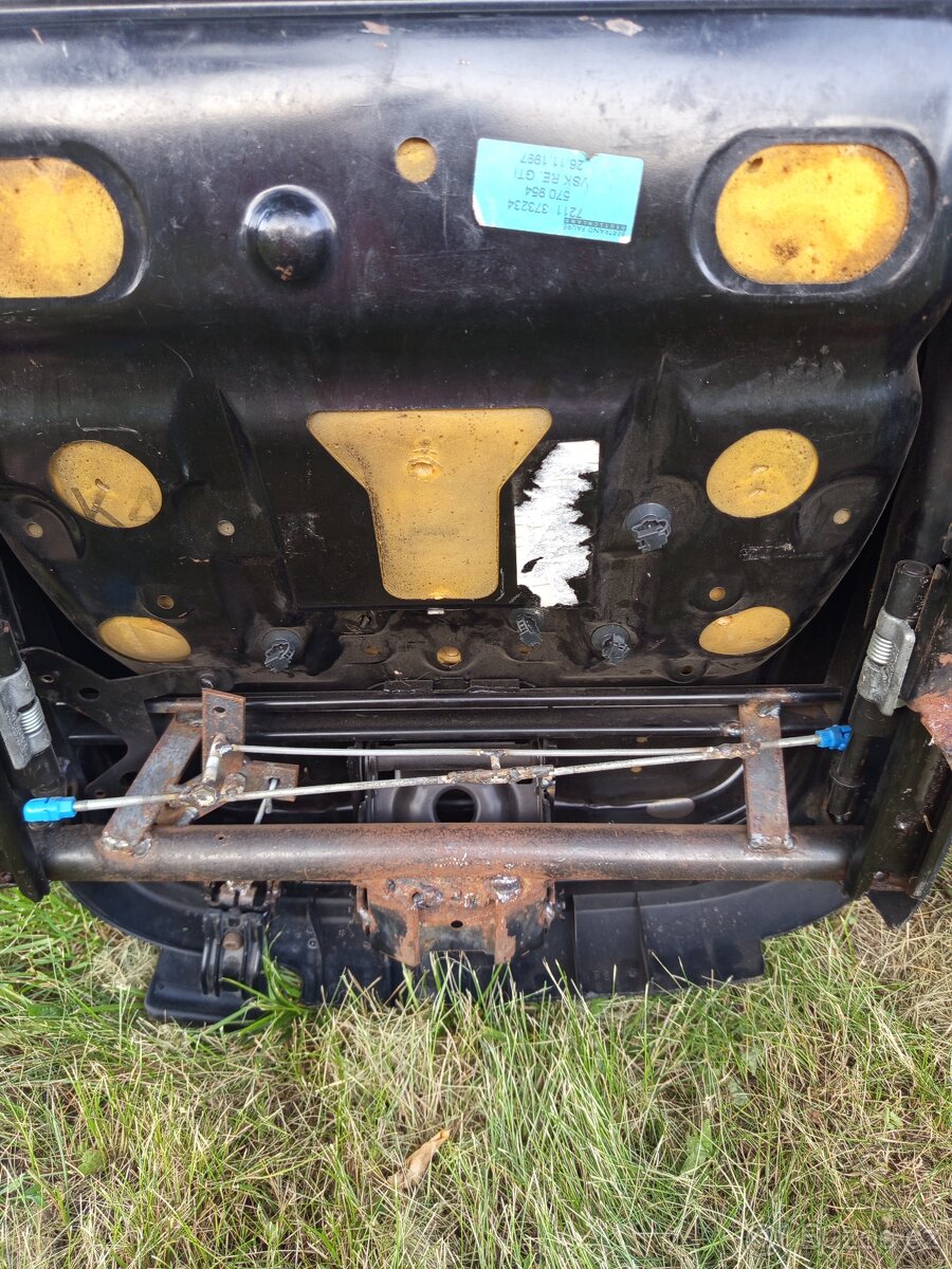 SEDAČKY DO ŠKODA FAVORIT Z VW GOLF 4 GTI - 15