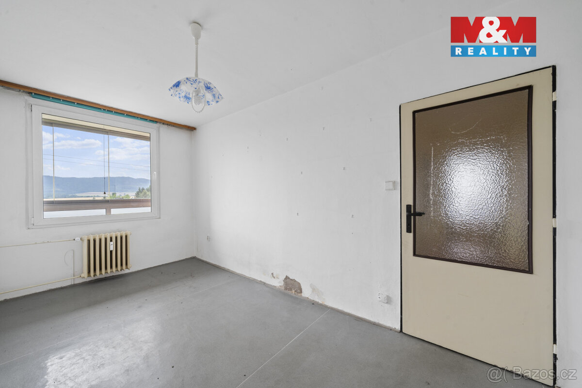 Prodej bytu 3+1, 70 m², Broumov, ul. Sídliště Křinické - 15