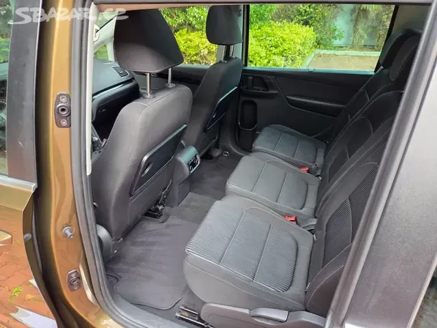 Alhambra 2.0TDI/125kW DSG,7.míst,xenon,tažné,kamera,navi - 15