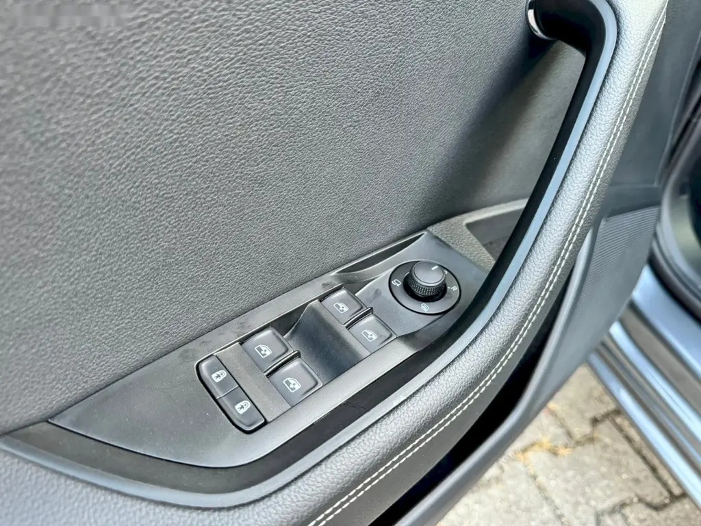 Škoda Superb, STYLE 2,0 TDi / 147 kW DSG - 15