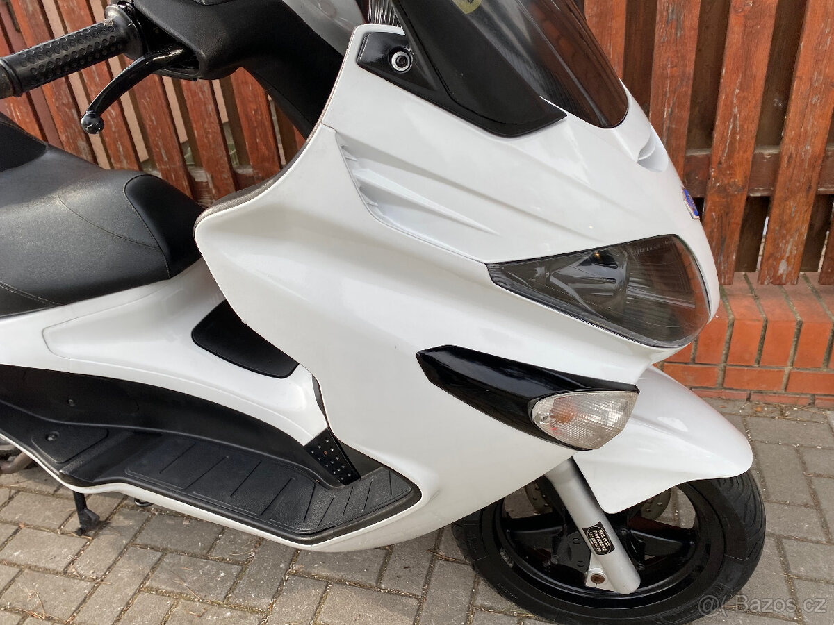 Piaggio X-Evo 125 (2015) - 15