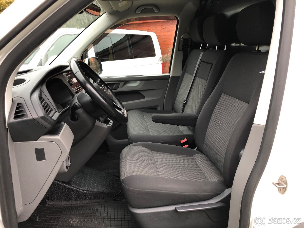 VW Transporter T6.1 ČR DPH 141 tis. km Barva Candy Multivan - 15