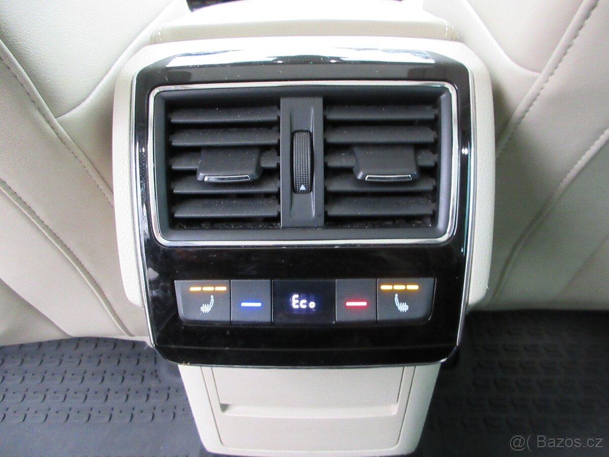 Škoda Superb iV, Laurin&Klement, Pano, Masáže - 15